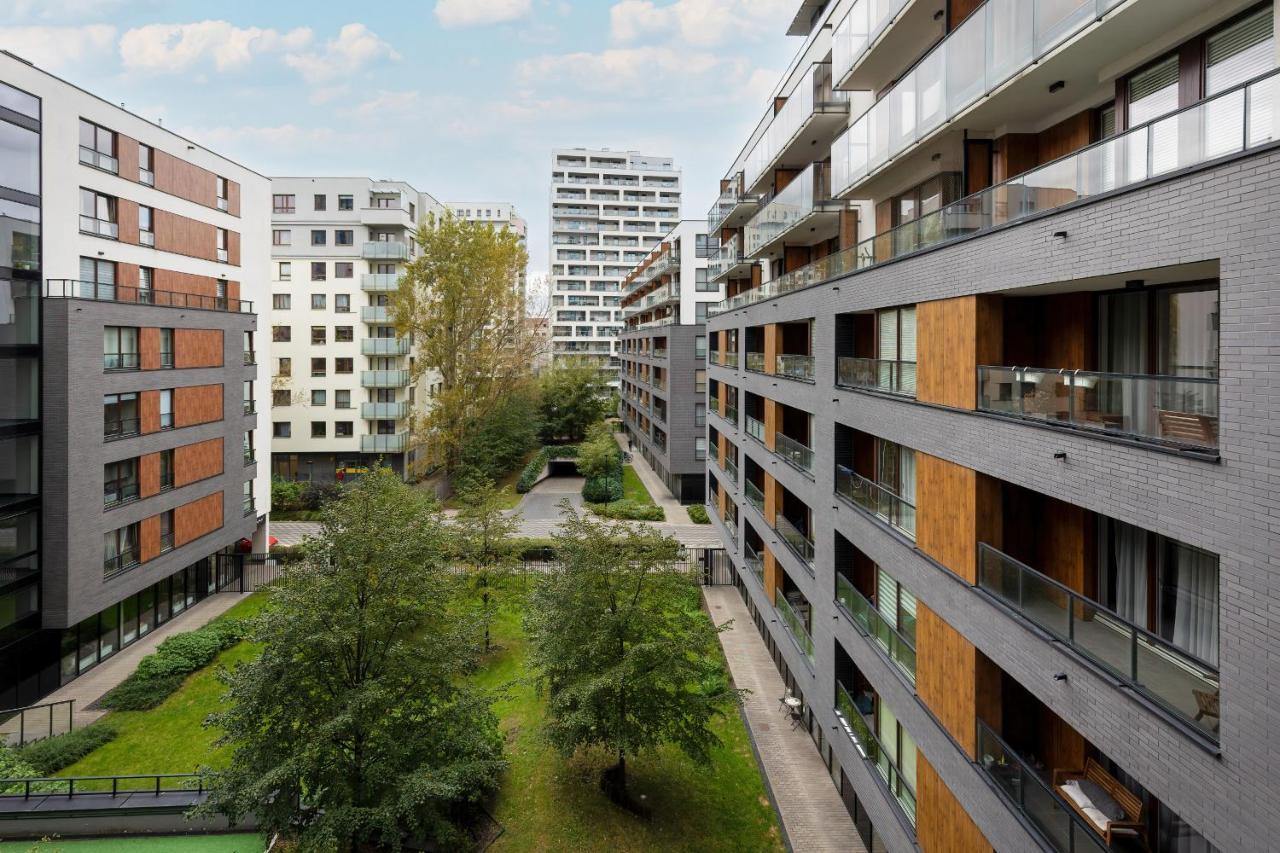 Siedmiogrodzka Air-Conditioned Apartment With Balcony Wola By Noclegi Renters Varşovia Exterior foto
